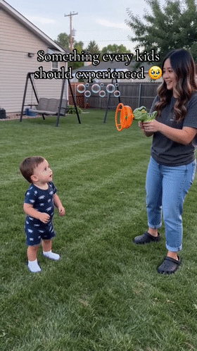 2026 Model Semi-Automatic Fan Bubble Machine