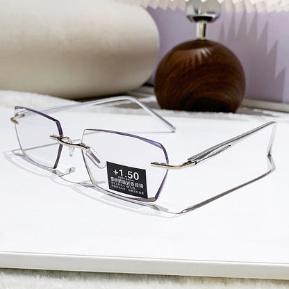 Real-Time Autofocus Smart Glasses