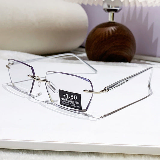 Real-Time Autofocus Smart Glasses