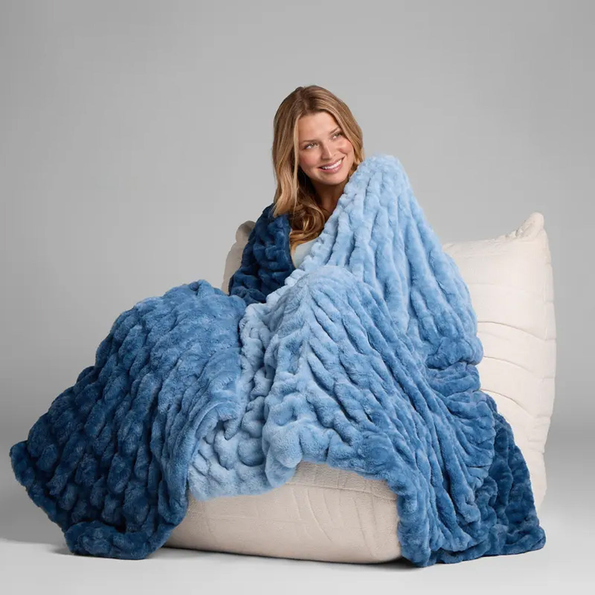Oversized Plush Throw Blanket