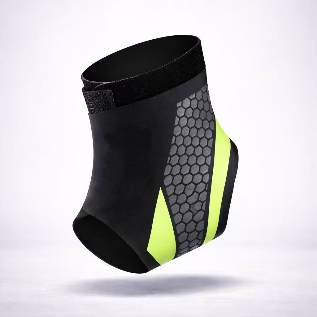 Adjustable Compression Ankle Brace – Lightweight Support for Sports & Daily Wear