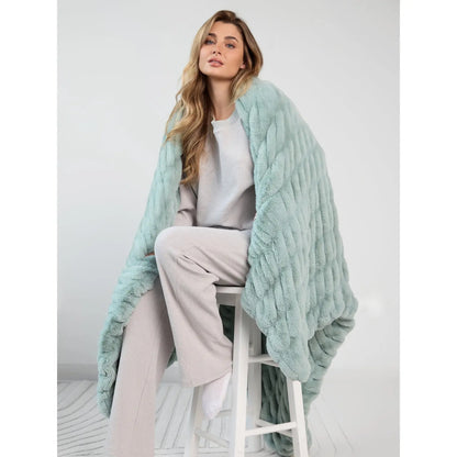 Oversized Plush Throw Blanket
