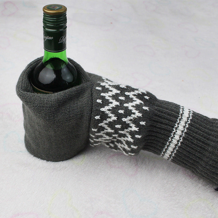 Hands-Free Wearable Can Holder Cozy Knit Drink Sleeve for Game Day