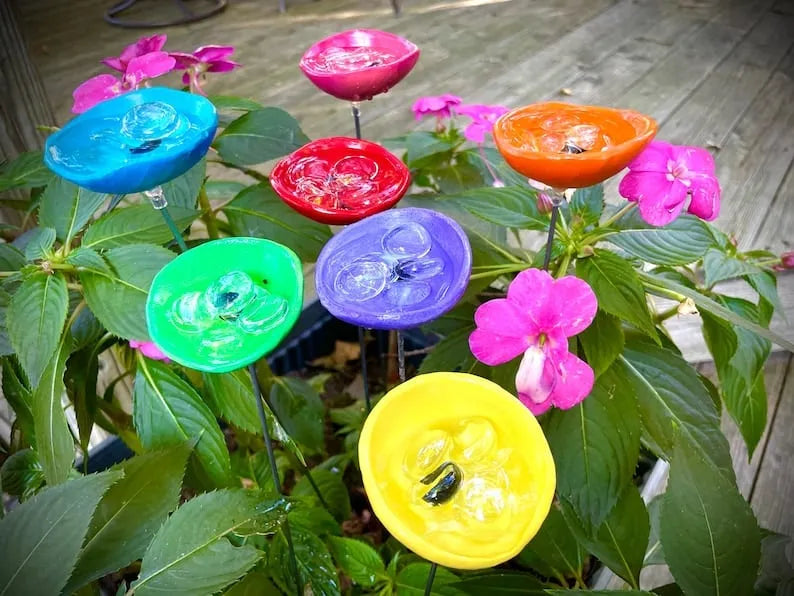 Pollinator Drinking Cup Station