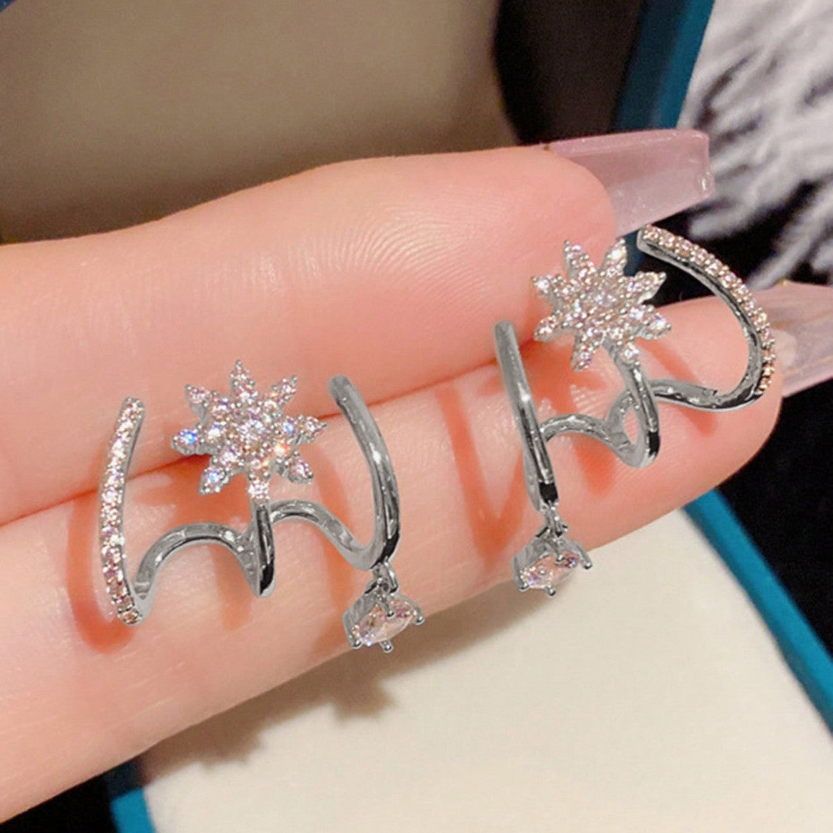 Upgraded version 2026 STYLE Sparkling Claw Earrings for Women