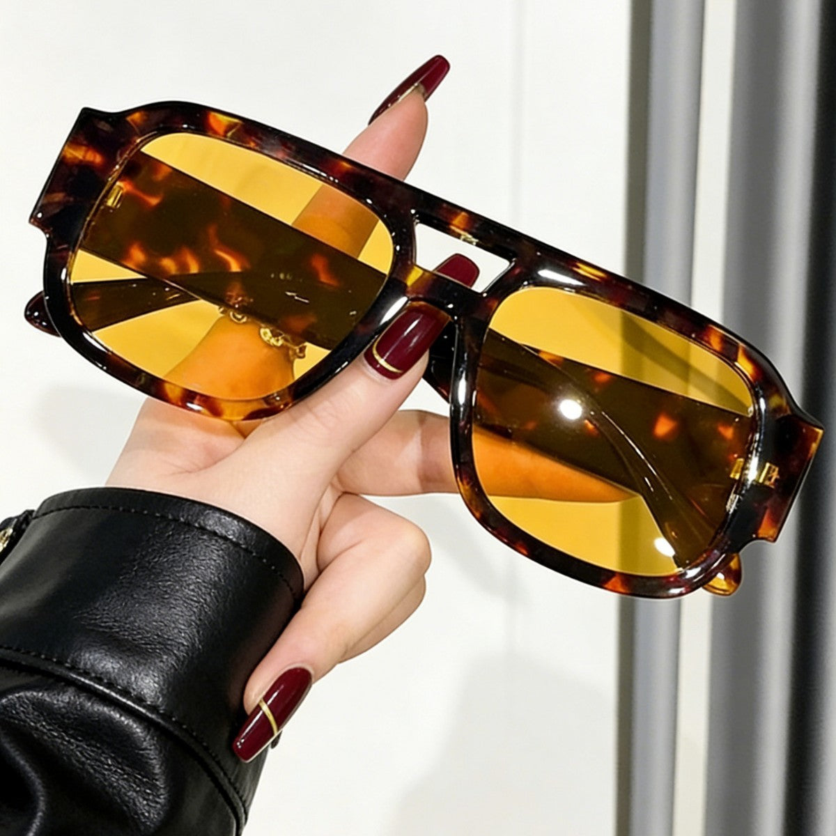 Classic Aviator Sunglasses
