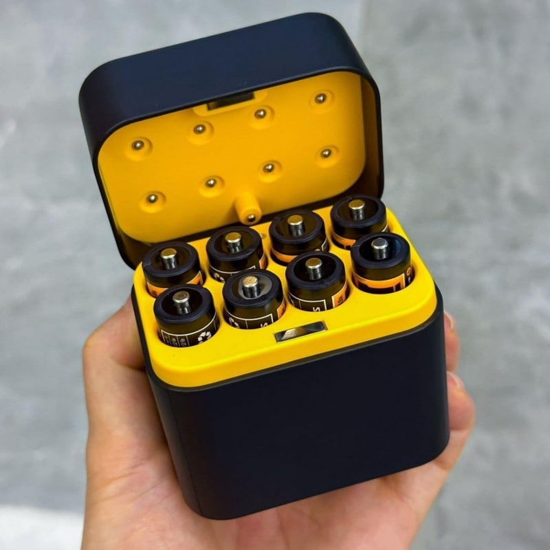 Almost Gone- Charging Compartment - Rechargeable Aa/Aaa Lithium Battery