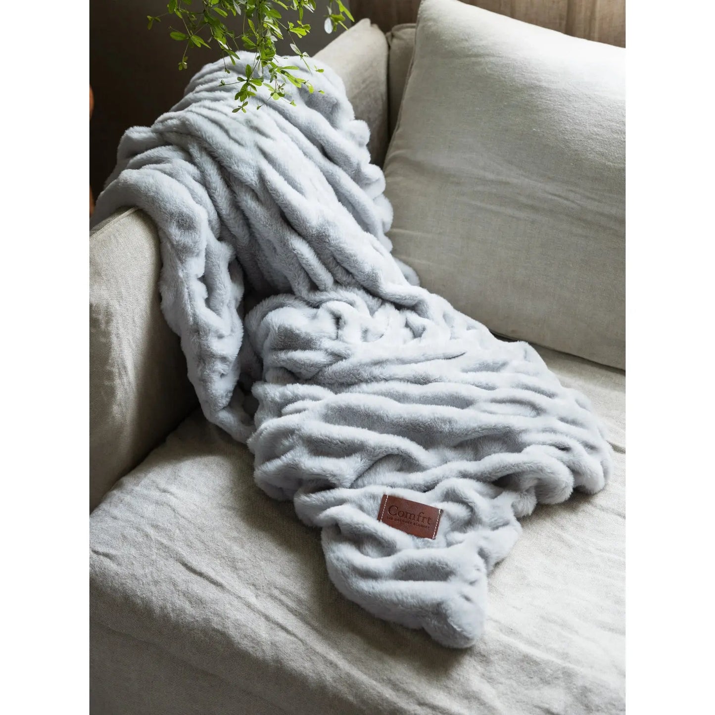 Oversized Plush Throw Blanket
