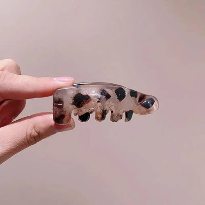 Women's 4 Non-Slip Banana Hair Clips - Vintage Oval Leopard Print, Amber and Black